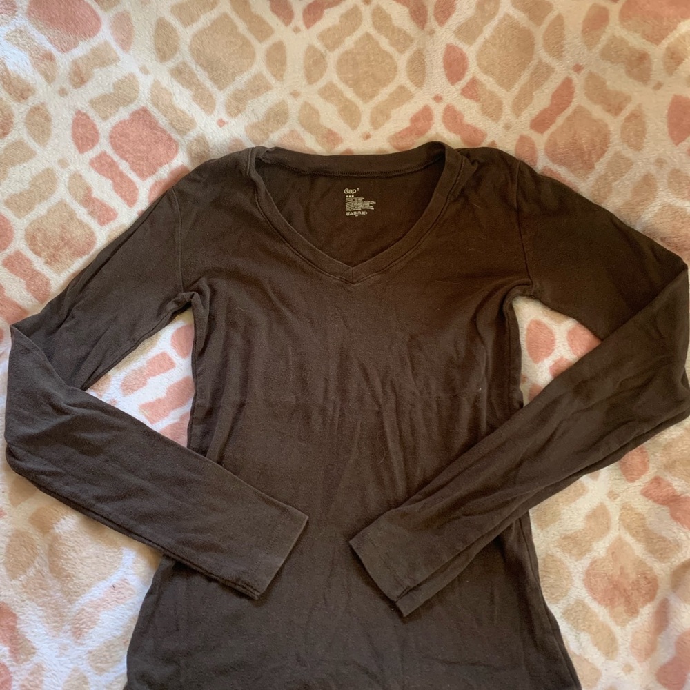 Women's Long Sleeve V-Neck Top - Brown
